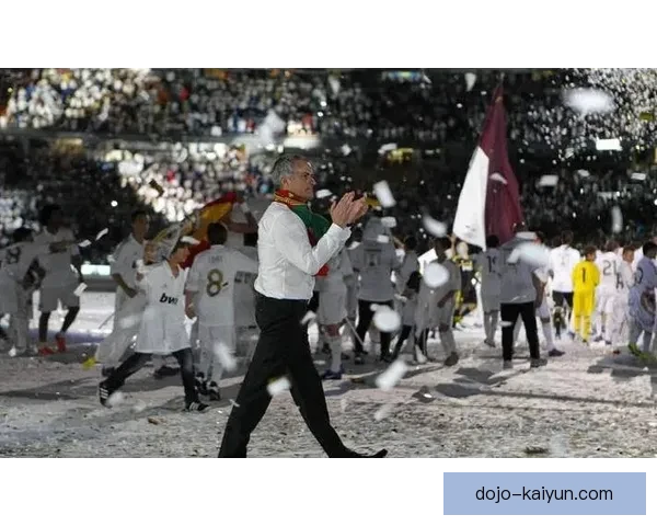 穆里尼奥近期战术趋势显现，球队竞争力增强，表现逐渐回暖。