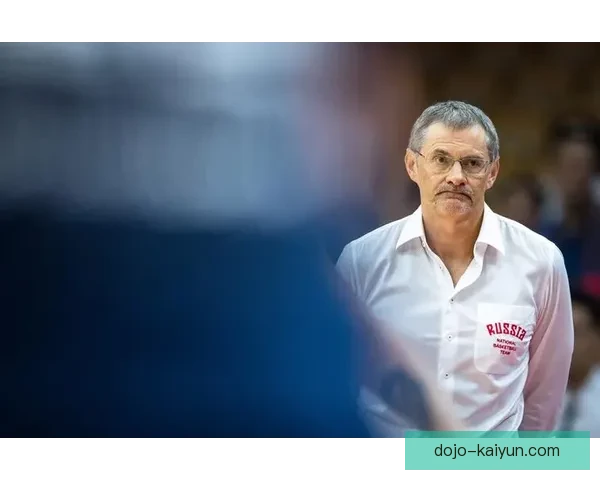 挪威队1998世界杯表现稳健，小组赛突围展现竞争力